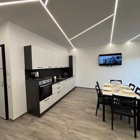 Osiride & Iside Charm Appartments Apartamento Tropea